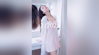 女蹲厕针孔偸拍各种女人方便~有熟女有良家少妇有年轻小姐姐~特写全景逼脸同框~看点十足 (2)