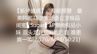 单手开车继续给美女护士核酸