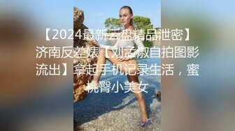 AI-奥利维亚罗德里戈 和一个黑人仆人玩得开心