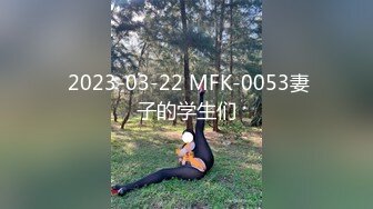 黑衣牛仔裤妹子调情69舔逼，近距离拍摄开档黑丝后入猛操