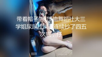 健身房肌肉小帅约战健身教练