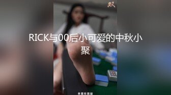 两大屌帅哥健身房里激战,辅助健身,慢慢就勃起了