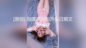 听声音让人骨头都酥的气质小美女洗澡下面还塞了根线看得人家鸡巴硬邦邦的