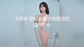  无套掰腿侧入暴力快速打桩表情骚气诱惑，巨根屌来回进出销魂抽插到底