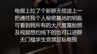 长裙高跟美女这是憋了多久