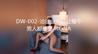 最新推特露出系网红女神Smaxskin