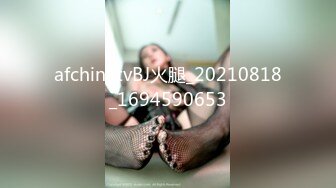 无水印10/3 白虎小妹撩骚狼友互动掰开逼逼给狼友看特写玩弄骚奶子VIP1196