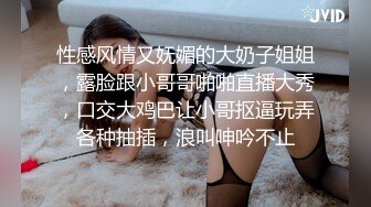 KTV女厕偷拍 高跟鞋美少妇的小肥B